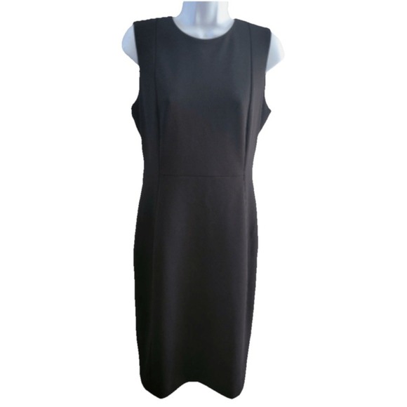 Kelvin Klein Dresses & Skirts - Kelvin Klein Sleeveless Seam Front Scuba Crepe Crew Neck Sheath Gold Zip Dress